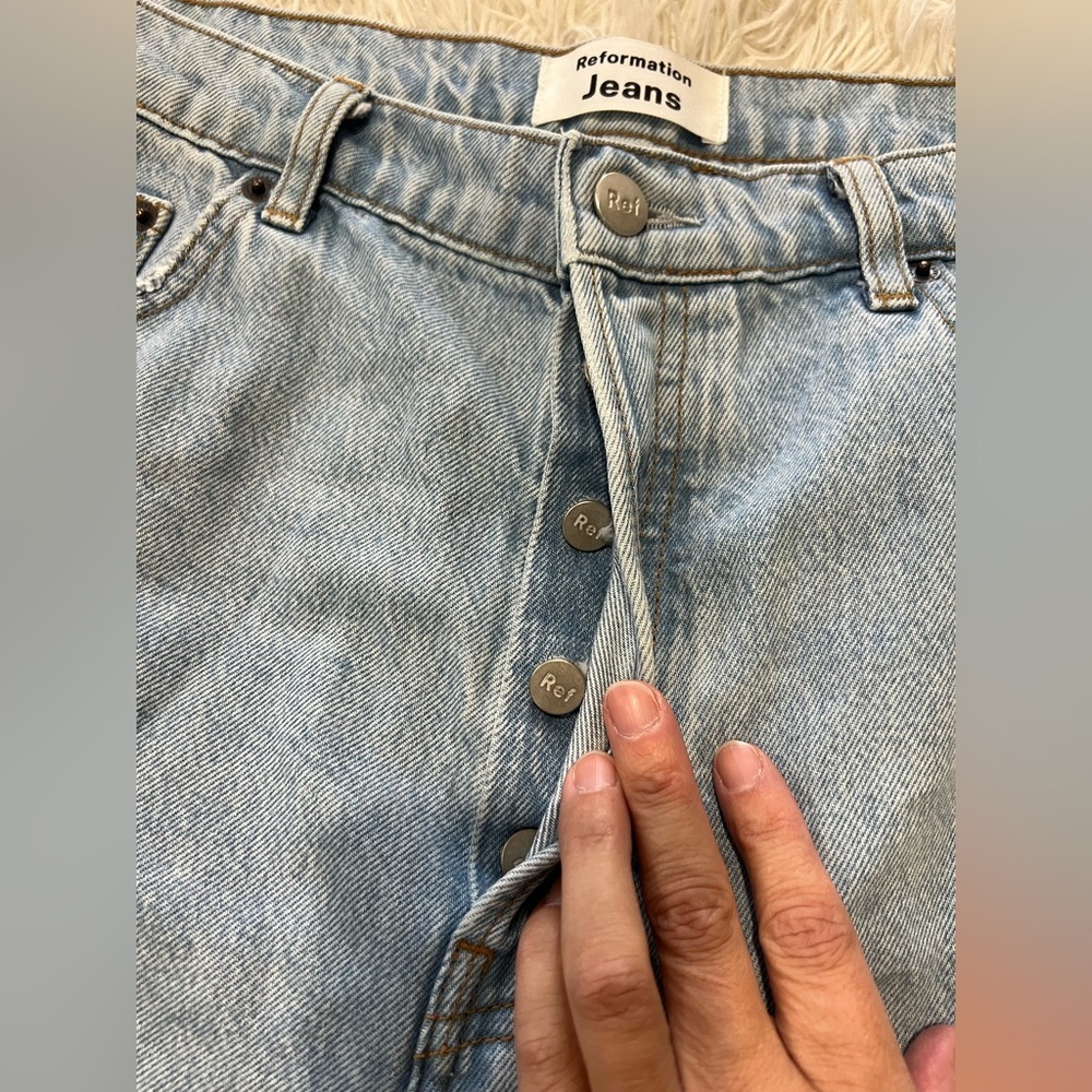 Reformation Distressed Jeans Shorts - Size 30 US 10- Tahoe destroyed wash - Picture 4 of 10